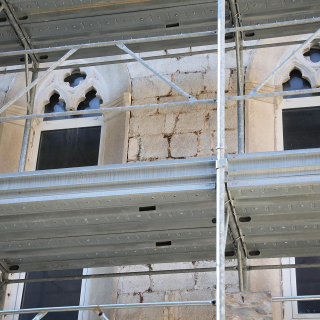 Obnova crkve svetog Dominika na kojoj su postavljeni PVC prozori