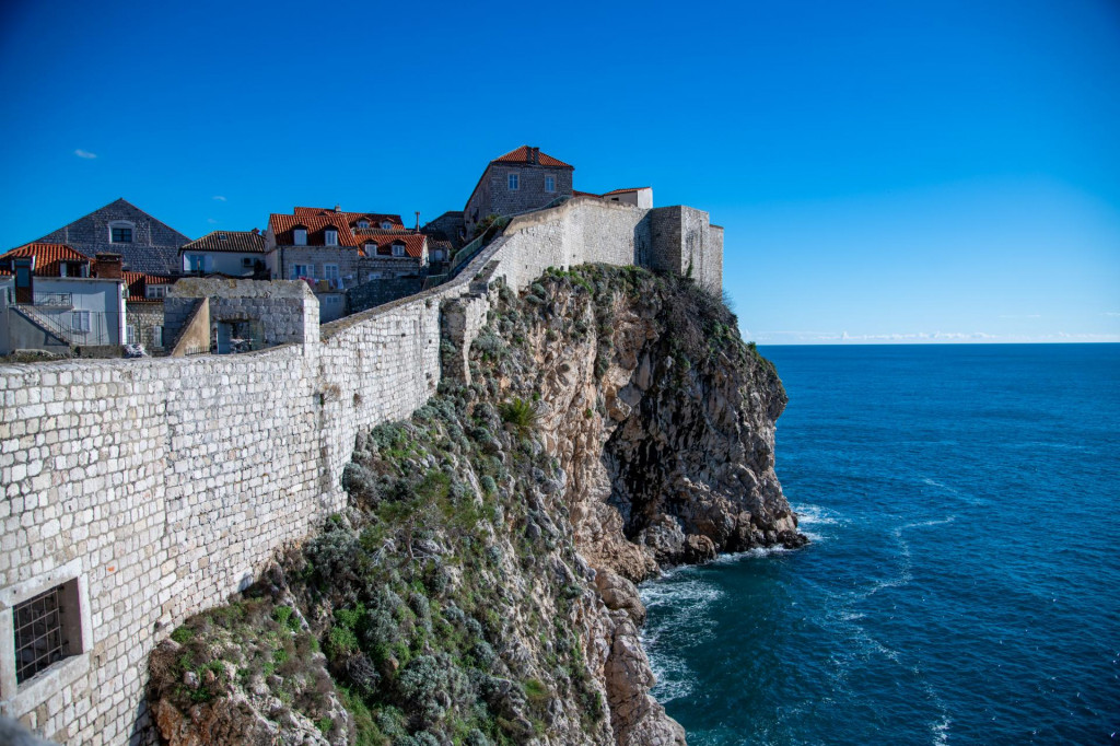 Dubrovnik, 11.02.2021. Zimska setnja praznim dubrovackim zidinama