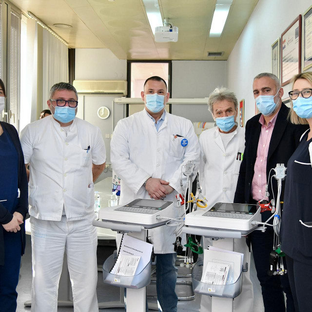 Općina Dubrovačko primorje donirala je dva 12-kanalna EKG-uređaja dubrovačkoj Općoj bolnici
