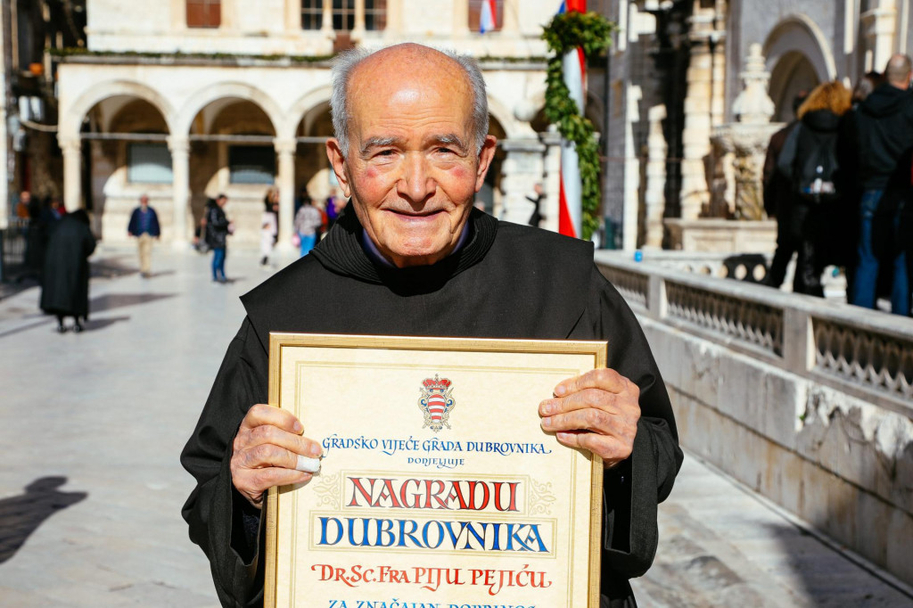 Fra Pijo Pejić dobio je nagradu uz Dan Grada Dubrovnika