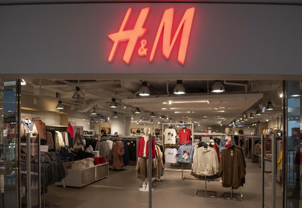 Hennes &amp; Mauritz, H&amp;M, trgovina u Hong Kongu