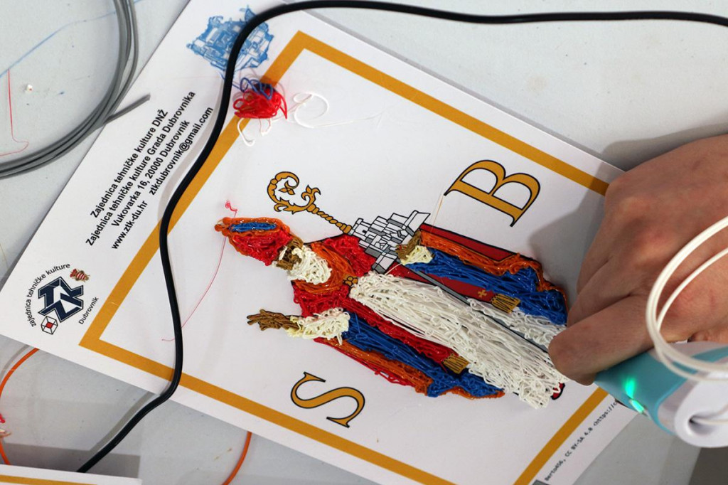 Održane radionice crtanja 3D olovkama u Centru za mlade Dubovnik