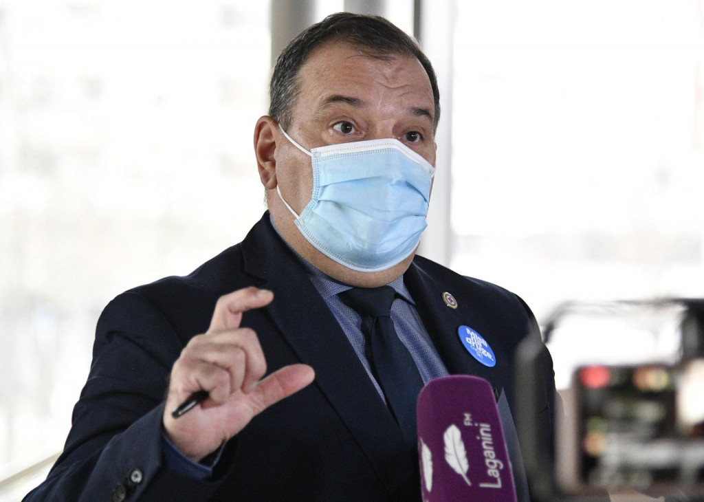 Ministar Vili Beroš: Držim neprimjerenim javni pritisak na zdravstvo od strane veledrogerija i ucjenjivanje oko daljnjih isporuka