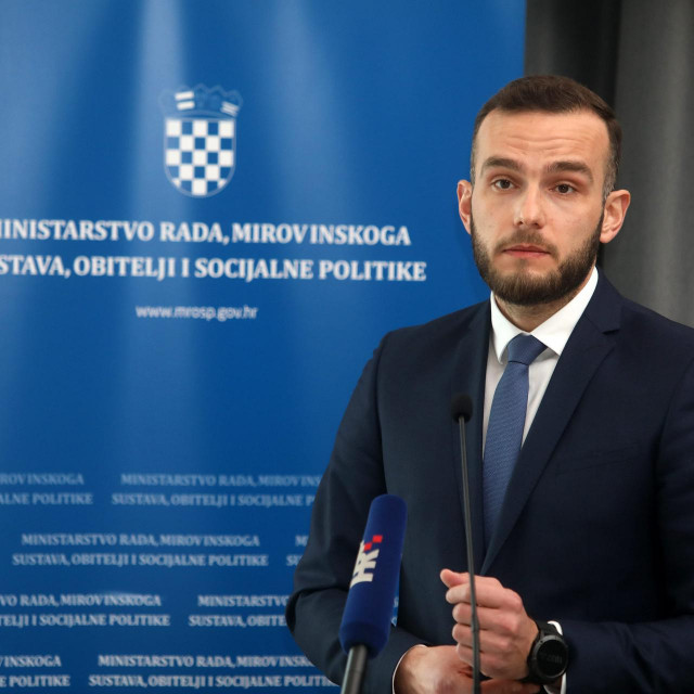 Ministar Josip Aladrović&lt;br /&gt;
 