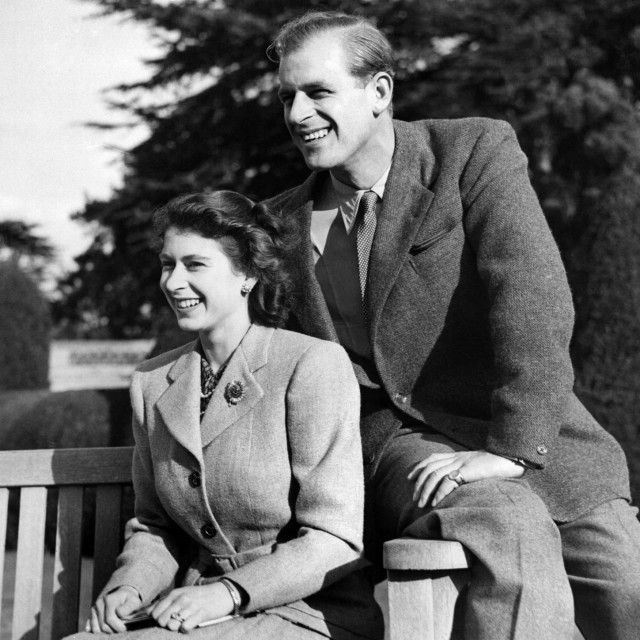 Britanska princeza Elizabeta, buduća kraljica Elizabeta II sa suprugom Phillipom na medenom mjesecu 25. studenog 1947. u Hampshireu