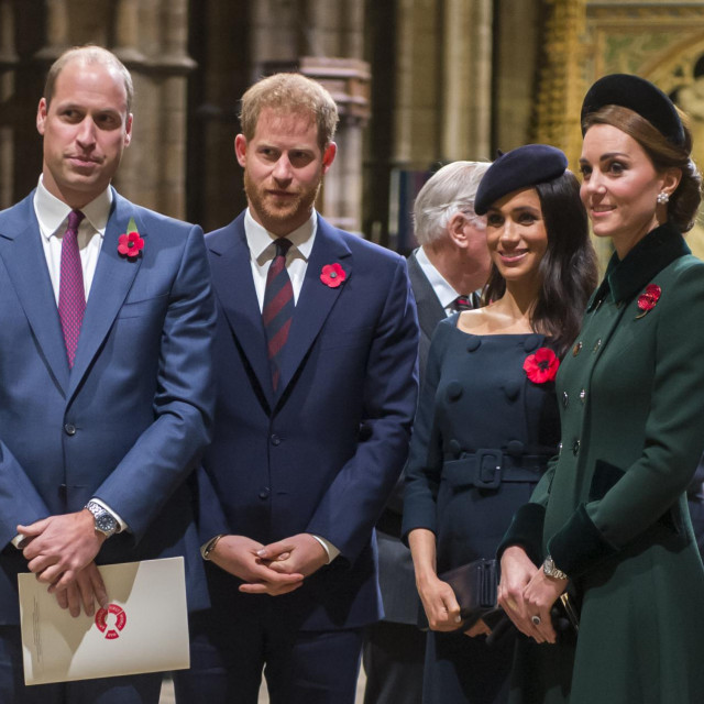 William, Harry, Meghan i Kate u Westminsterskoj opatiji u studenome 2018. godine. William sada strahuje da će detalji bilo kojeg budućeg razgovora s mlađim bratom završiti na američkoj televiziji 