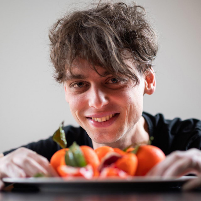 Josip Tadić (23) stvara čuda od slastica svojim rukama u maloj obiteljskoj kuhinji 
