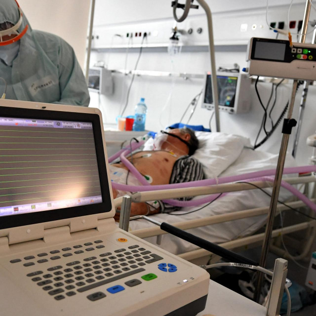Prizor iz sarajevske bolnice, s Odjela za liječenja bolesnika oboljelih od covida-19