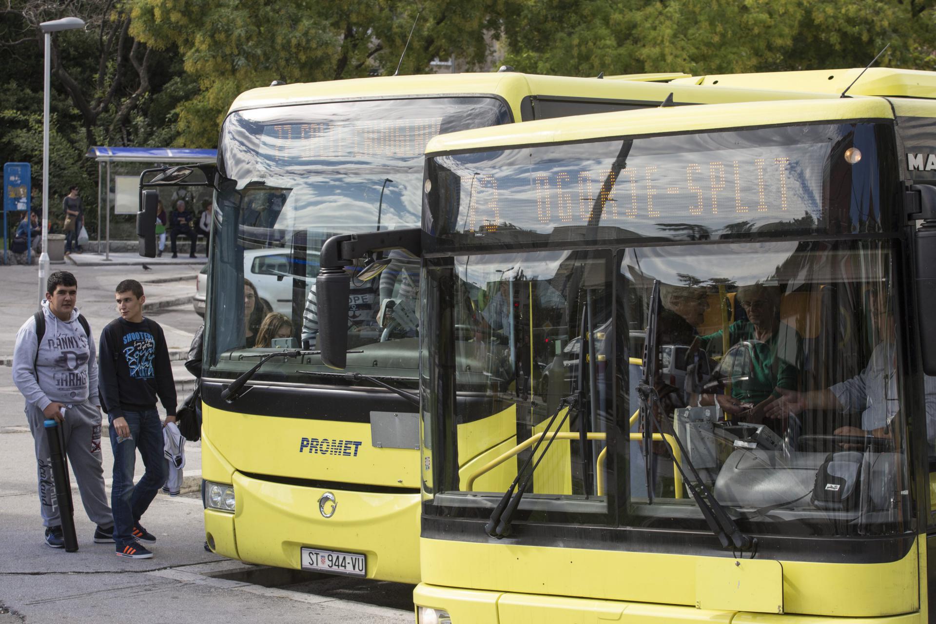 Slobodna Dalmacija - Promet Split Za Blagdane Mijenja Vozni Red Nekih ...