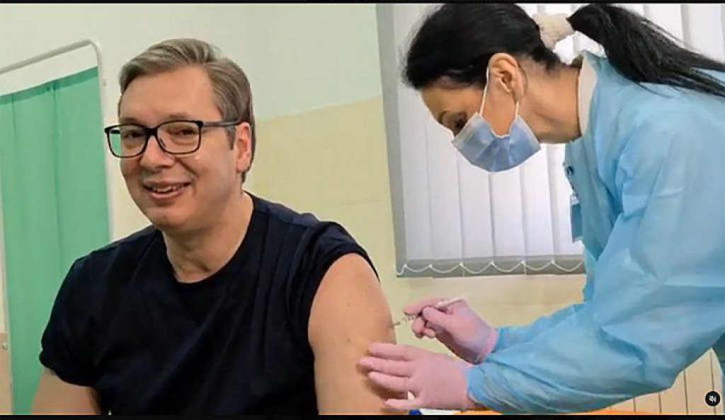 Vučić prima kinesko cjepivo