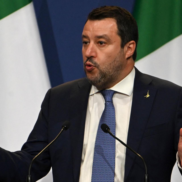 Italian senator and head of the Lega Nord (Northern League) party Matteo Salvini gestures as he addresses a press conference after talks with the Polish and Hungarian Prime Minister in Budapest on April 1, 2021. - Fresh from his party&amp;#39;s exit out of the centre-right European People&amp;#39;s Party (EPP), nationalist Hungarian Prime Minister Viktor Orban on April 1, 2021 welcomed Polish and Italian populists as he explores new alliances. (Photo by Attila KISBENEDEK/AFP)