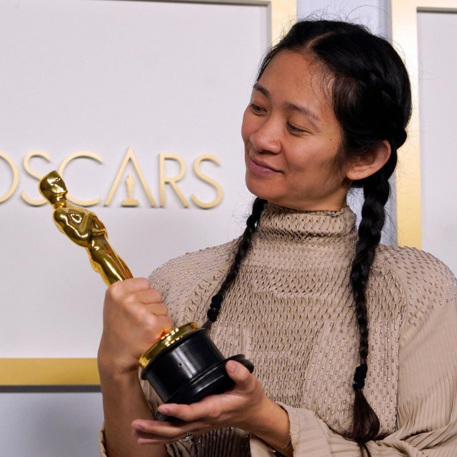 Chloe Zhao s Oscarom za režiju