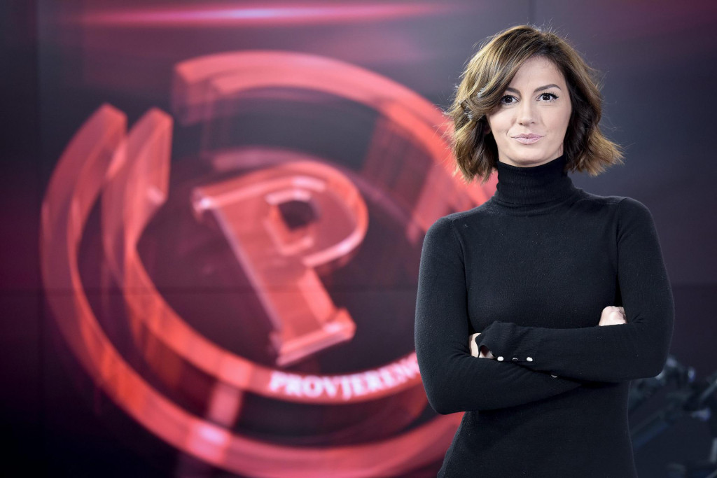 Ivana Paradžiković, urednica i voditeljica emisije Provjereno na Novoj TV bila je od 2009. godine.&lt;br /&gt;
 