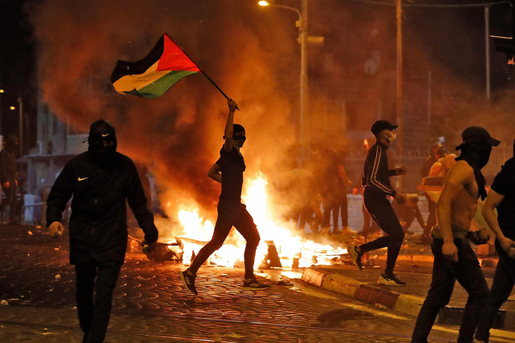 U istočnom dijelu Jeruzalema bijesne sukobe između prosvjednika i policije 