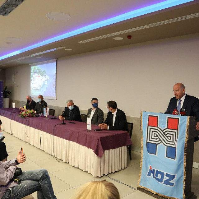 Postizborna press konferencija gradskog i županijskog HDZ-a