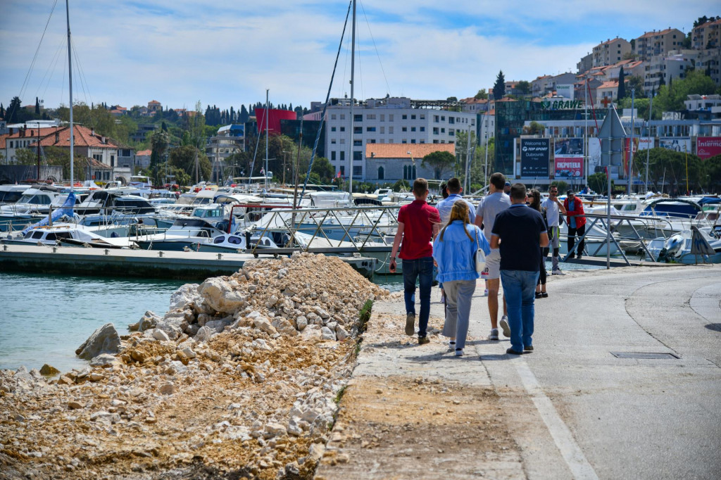 Radovi na proširenju Lapadske obale u Dubrovniku