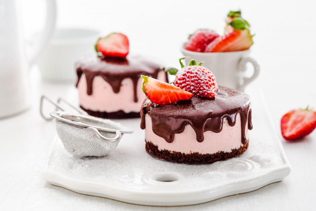 Shutterstock Chocolate-strawberry Cake