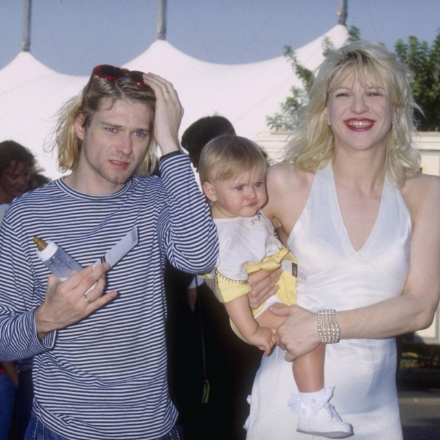 Bračni par Cobain-Love u rujnu 1993., na 10. dodjeli nagrada MTV-a u Hollywoodu