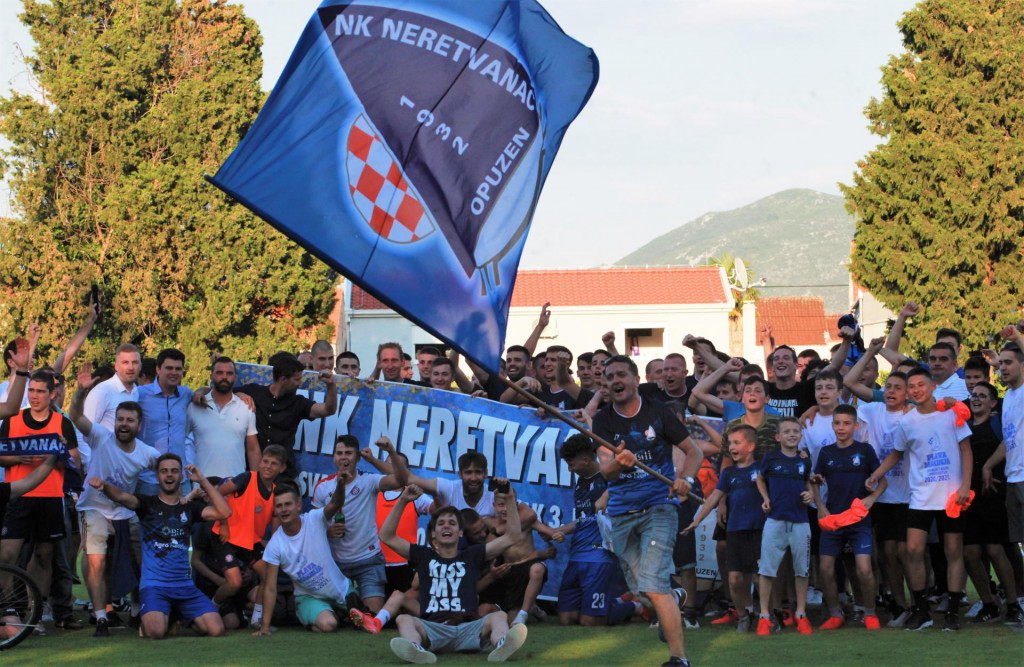 Povijesni uspjeh Neretvanca - dupla kruna u sezoni 2020./21., prvi put prvaci Treće HNL - jug, te četvrti put osvajači Županijskog kupa