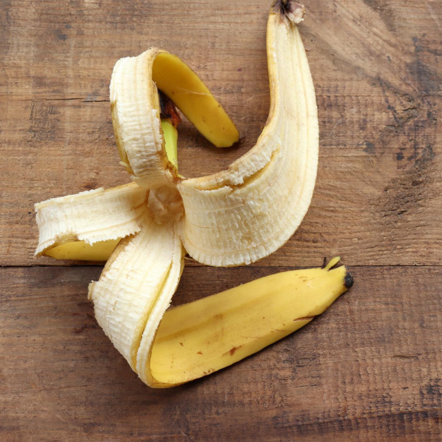 Kora od banane može poslužiti za razne stvari
