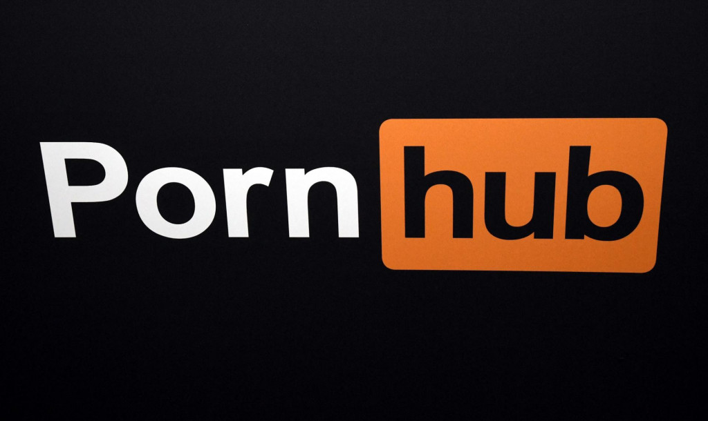 Vlasnik Pornhuba je tvrtka MindGeek, koja stoji iza desetaka svjetski popularnih pornografskih internetskih stranica