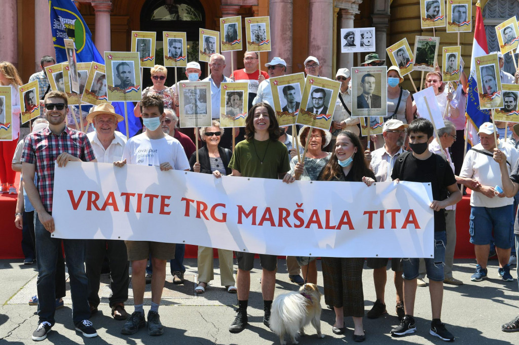 Zagrebački antifašisti svih uzrasta na nekadašnjem Trgu maršala Tita