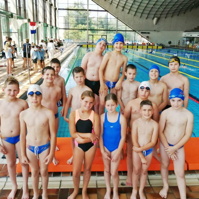 Na Regionalnom prvenstvu za početnike okupilo više od 150 plivačica i plivača iz Dalmacije, a Šibenčani su odradilo još jedno odlično natjecanje