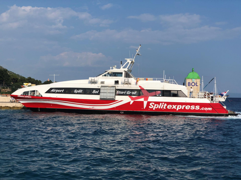Brzi brod &amp;#39;Adriatic Express&amp;#39; dio je flote kompanije na čijem je čelu bivši direktor &amp;#39;Jadrolinije&amp;#39;