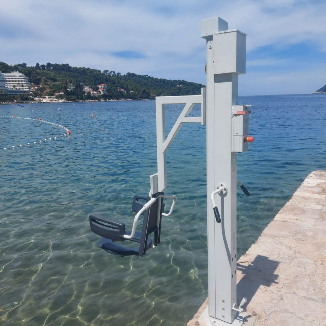 Grad Dubrovnik postavio dizala za osobe s invaliditetom na Šipanu, Lopudu i Kalamoti