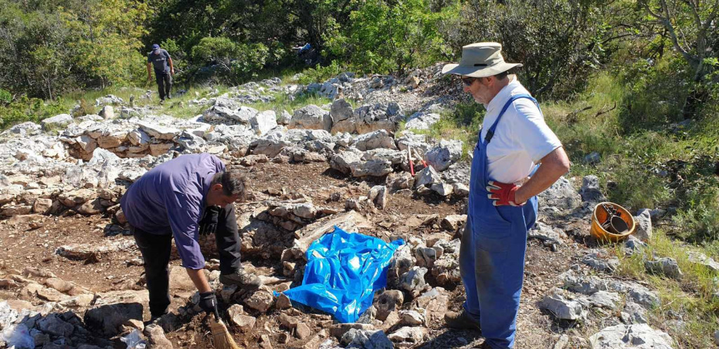 Arheolozi su istraživali gomile kod mjesta Zakotorac na Pelješcu