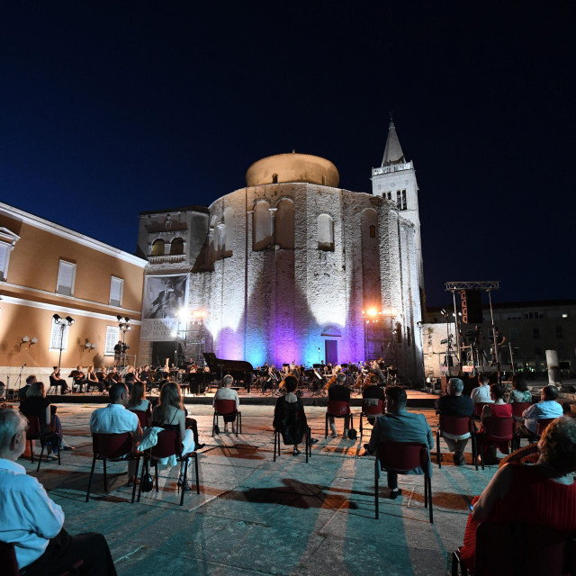 Koncertom Simfonijskog orkestra HRT-a sinoć su otvorene 61. Glazbene veceri u sv. Donatu