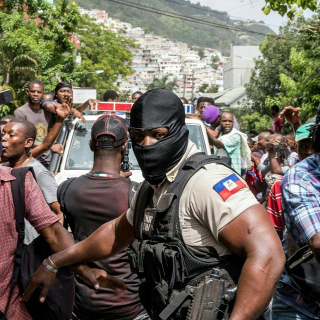 Na Haitiju je na snazi dvotjedno izvanredno stanje