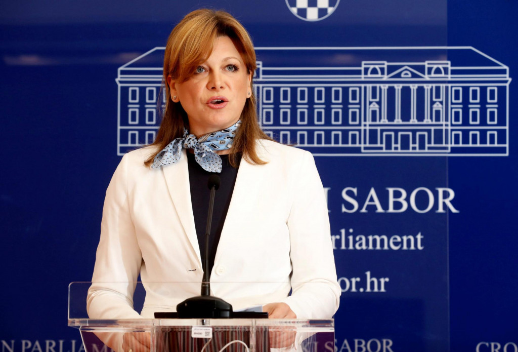Karolina Vidović Krišto pitala je premijera tko mu daje pravo da utječe na medije i pravosuđe