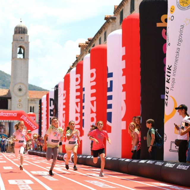 Nikol Koprivica pobjeđuje u finalu utrke na 60 metara u Dubrovniku