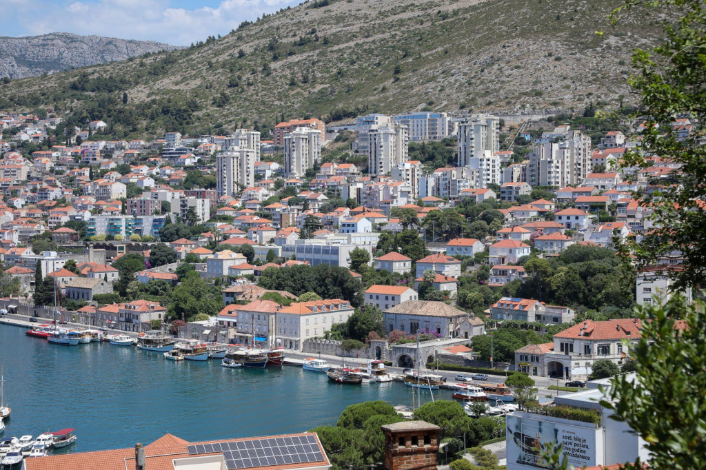 U Dubrovniku je novogradnji sve više, a infrastruktura ne prati trendove