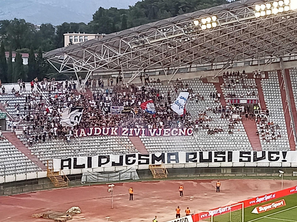 Tko stoji iza turopoljskog nogometnog čuda, koje je potopilo Hajduk usred  Poljuda - tportal