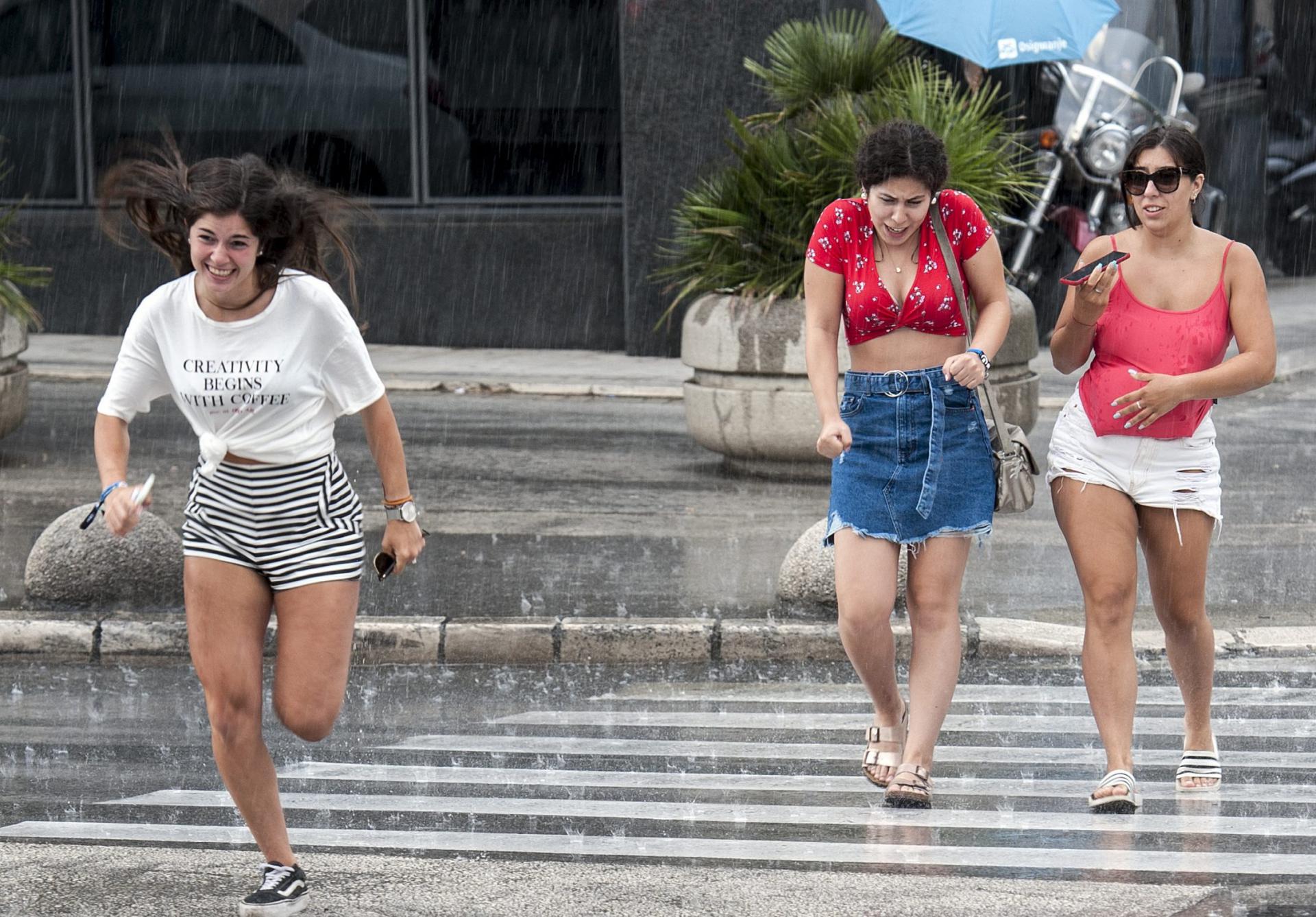 Slobodna Dalmacija - Stiže osvježenje, ali najprije jugo: zapuhat će prema kraju dana kao uvod u sutrašnju promjenu vremena, pljuskova će ovaj put biti u Dalmaciji - Vimarsana News