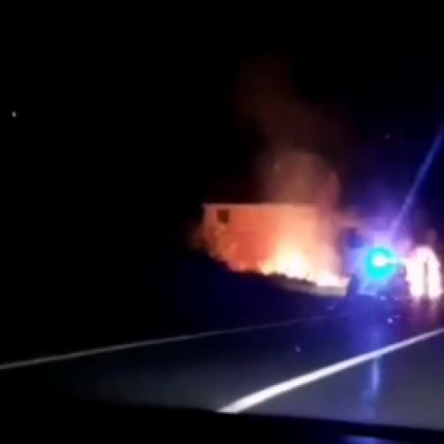 Zapalio se automobil u naselju Gaćelezi