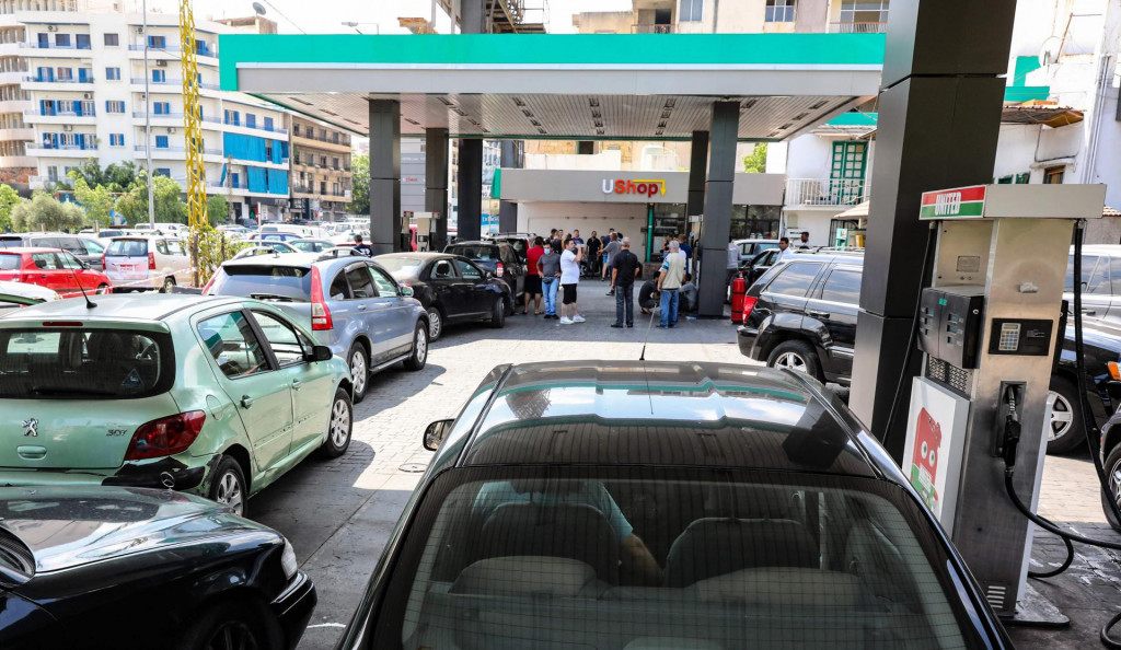 Redovi za gorivo u Bejrutu