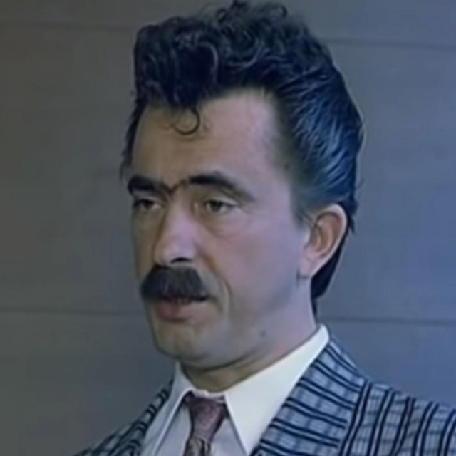 Milan Lane Gutović kao nenadmašni direktor Srećko Šojić