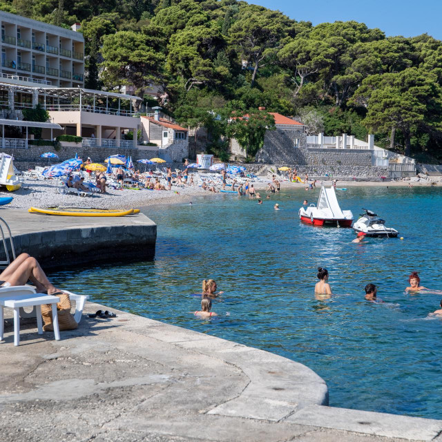 Plaža Hotela Adriatic koji će uskoro u rekonstrukciju