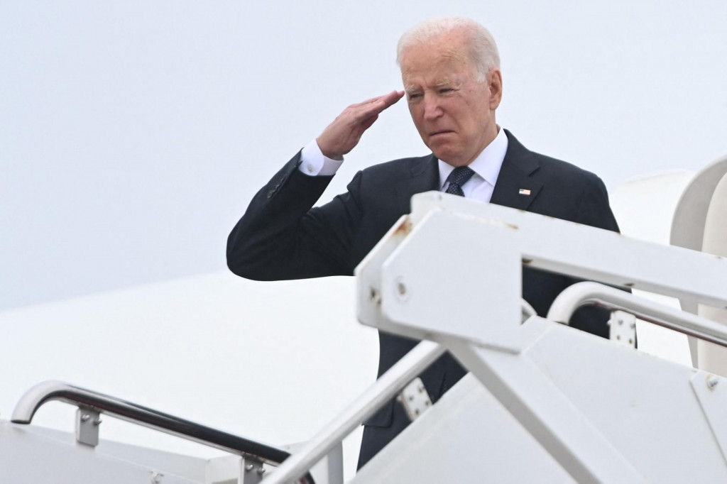 Joe Biden je otputovao pokloniti se žrtvama