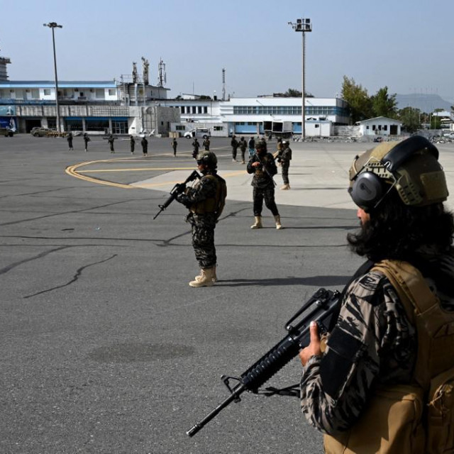Talibanske specijalne jedinice u kabulskoj zračnoj luci