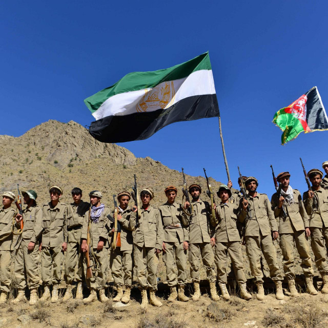 Afganistanski pokret otpora protiv Talibanima na vojnoj obuci u provinciji Panjshir