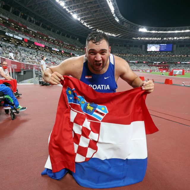 Tokio, 29.08.2021 - Hrvatski aletičar Velimir �andor osvojio je srebrnu medalju u u bacanju diska, kategorija F52, na paraolimpijskim igrama Tokio 2020. foto HINA/ Damir SENČAR/ ds