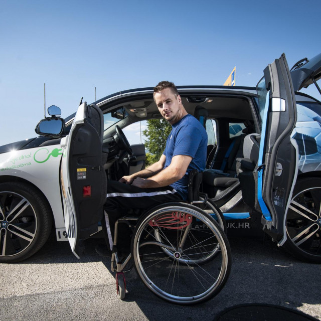 Joško Vukić: Ljudi koji su paraplegičari mogu sami ubaciti kolica na suvozačko mjesto i ići samostalno gdje god hoće. To je ogroman vid promjene!