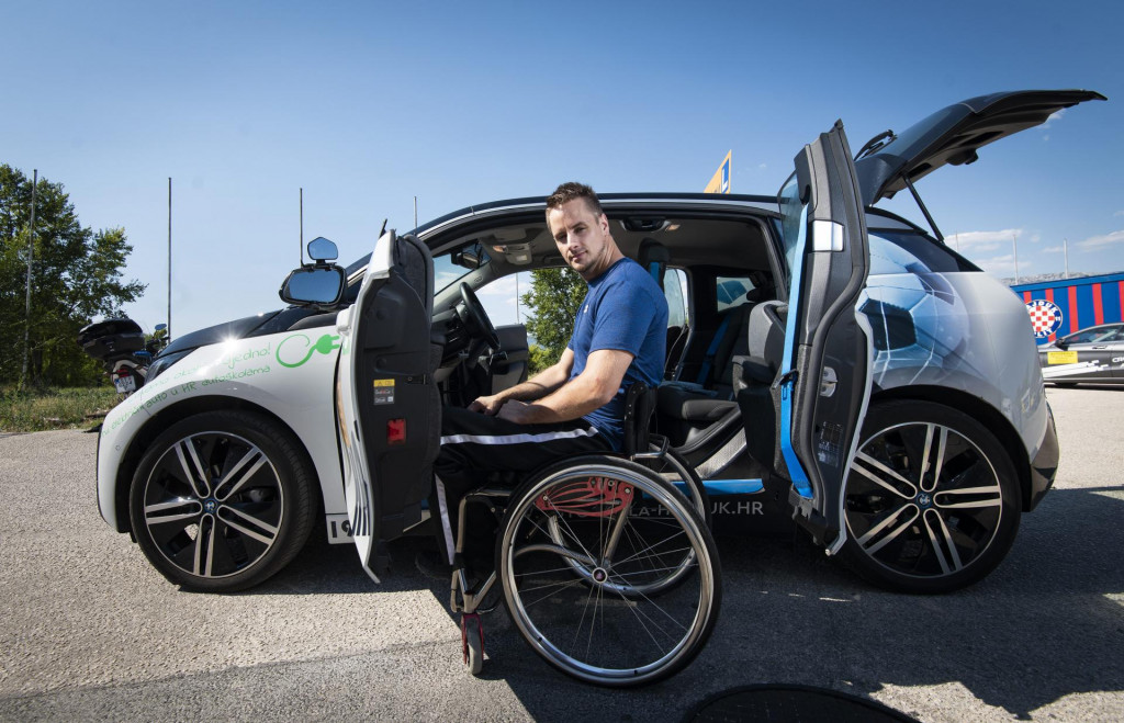 Joško Vukić: Ljudi koji su paraplegičari mogu sami ubaciti kolica na suvozačko mjesto i ići samostalno gdje god hoće. To je ogroman vid promjene!