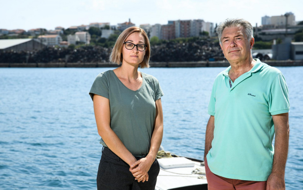 Bruno Malbašić i Antonia Jerković iz građanske inicijative Mjesto koje hoće živjeti 2020 upozoravaju na gomilanje starog željeza u Sjevernoj luci