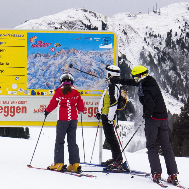 Skijaški zanesenjaci uželjeli su se snježnih radosti