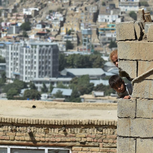 U Kabulu su i djeca oprezna